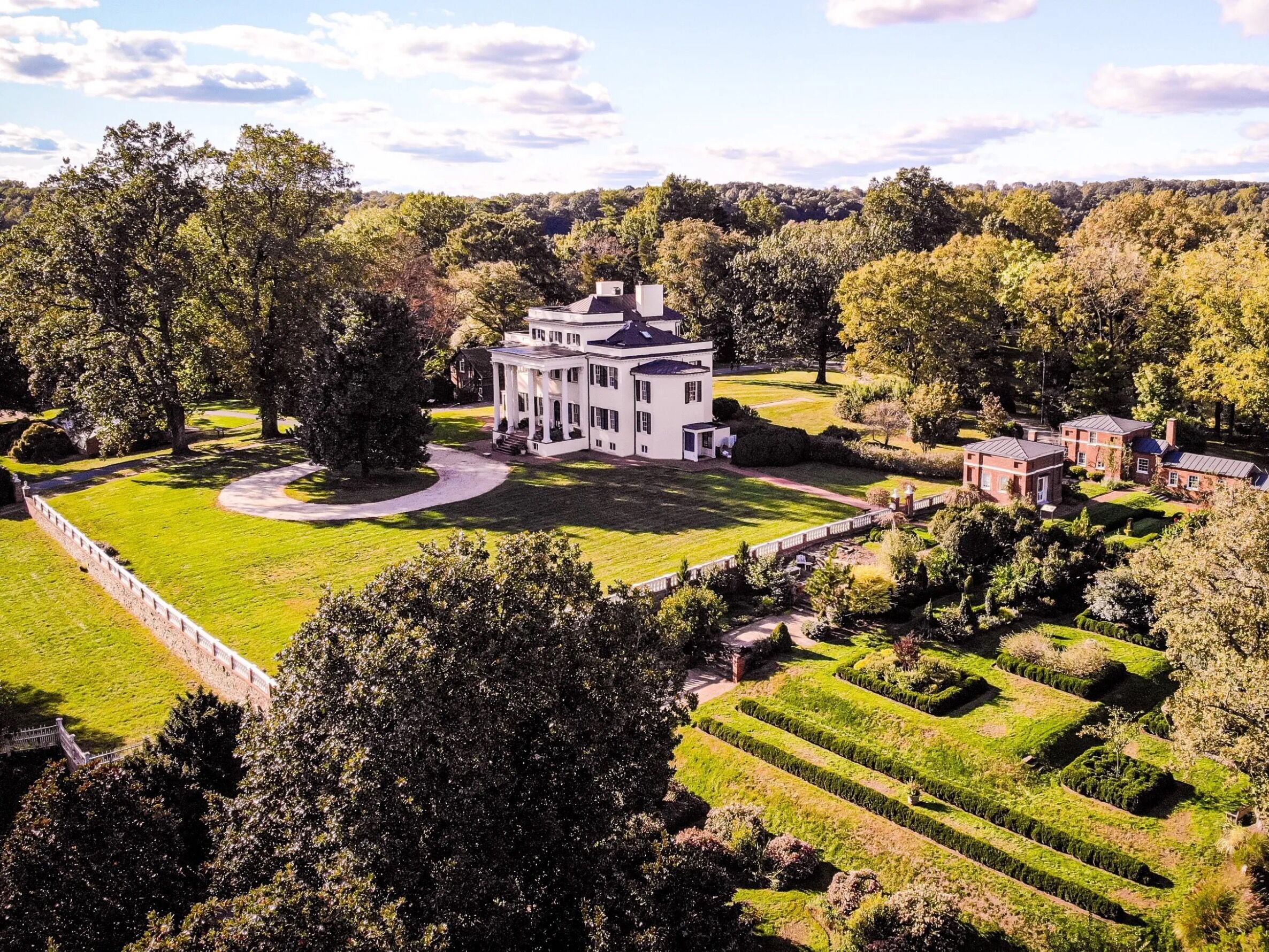 Picture of Oatlands Historic House & Gardens