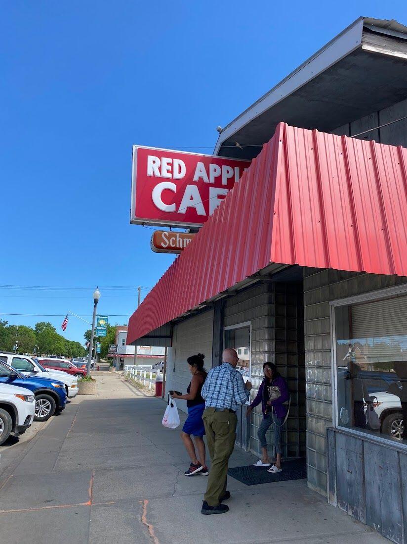 Picture of Red Apple Cafe 