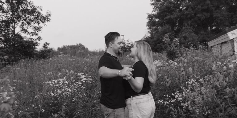 Alyssa & Gus Home Page Banner