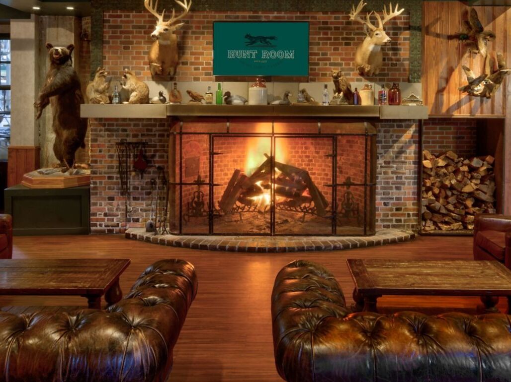 Picture of Hunt Room