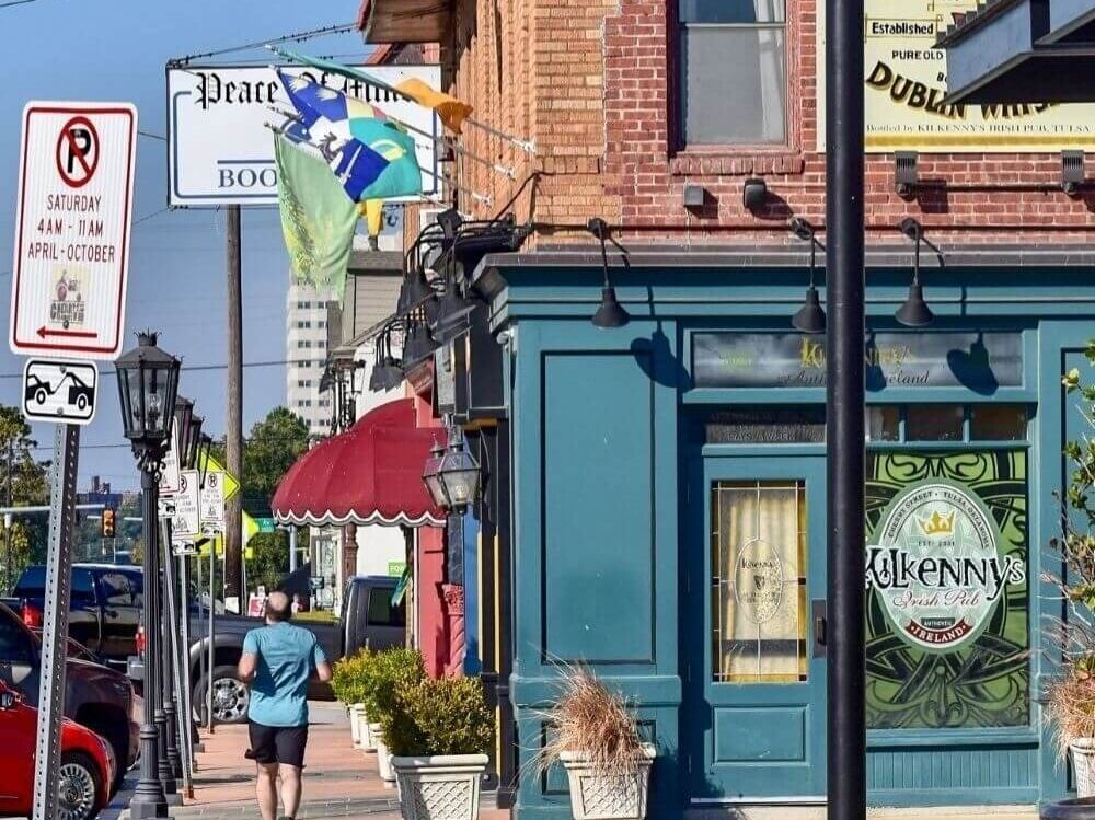 Picture of Shops & Restaurants on Cherry Street