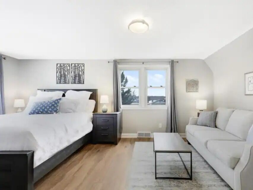Picture of Cozy and Comfortable New Prague Suite