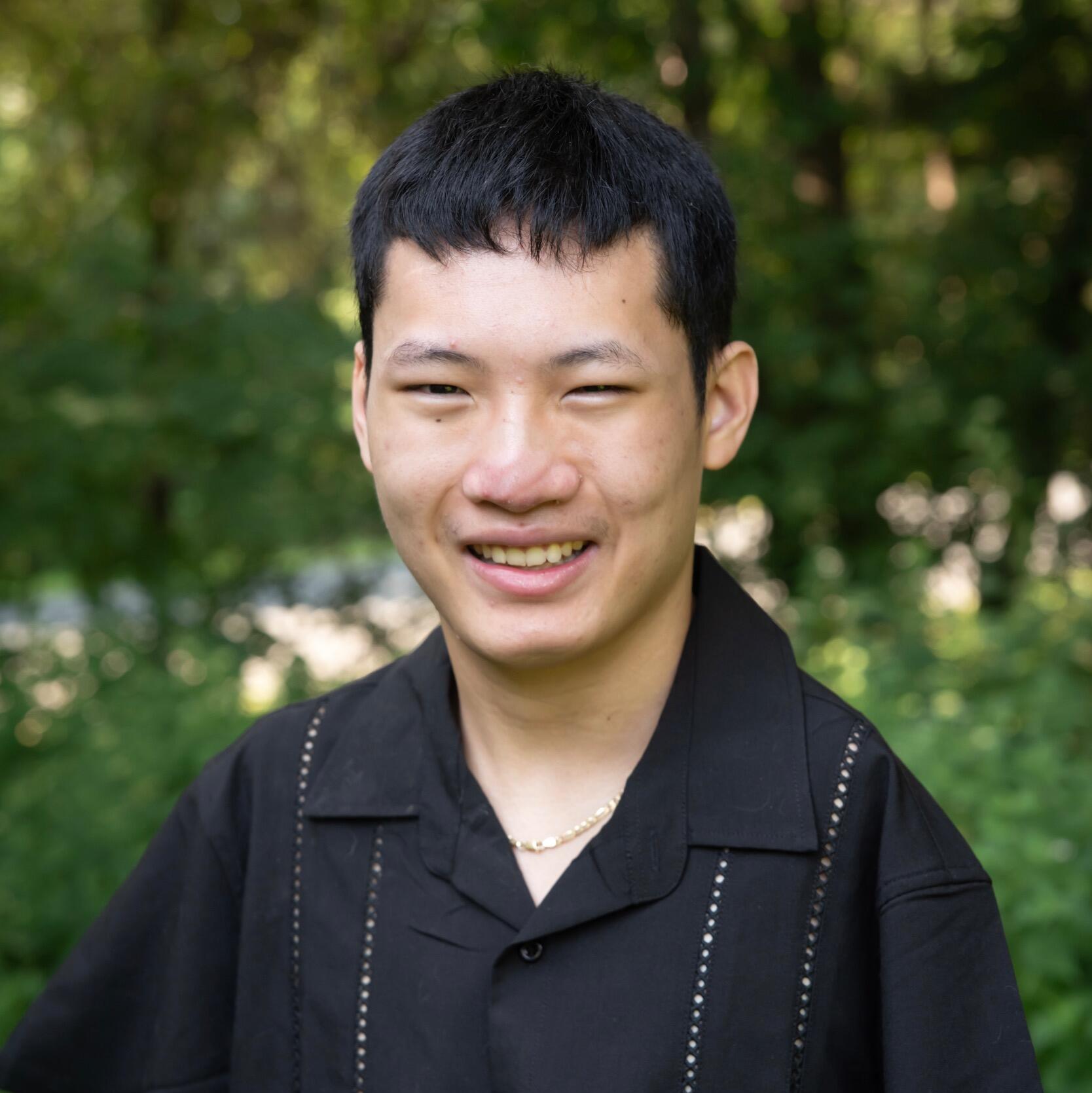 Milo Komatsu