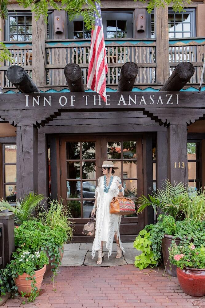 Picture of Rosewood Inn of the Anasazi
