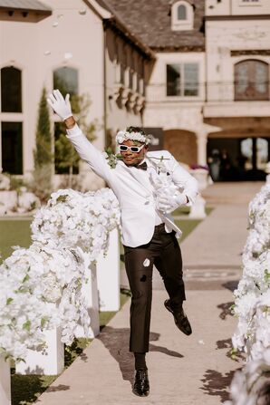 Groomsman as Adult Flower Boy