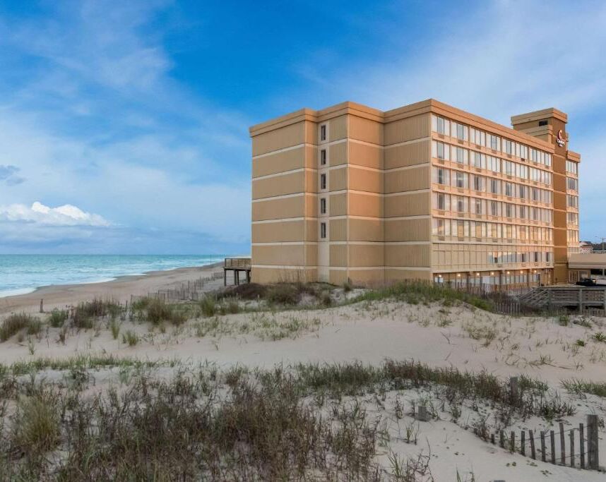 Picture of Confort Inn Oceanfront 