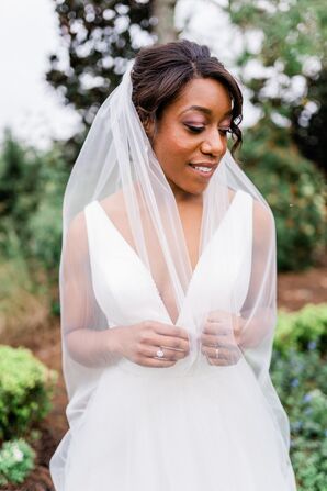 Bridal Portraits at the Royal Crest Room in St. Cloud, Florida