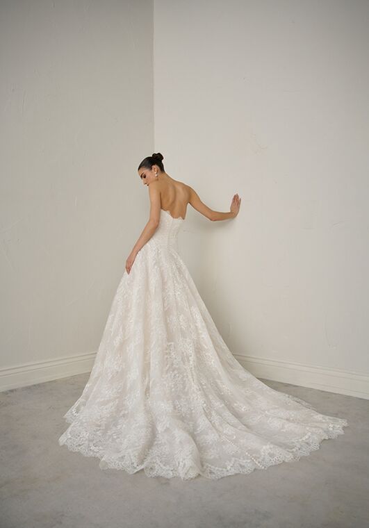 Justin Alexander Signature Tessera A-Line Wedding Dress - 6