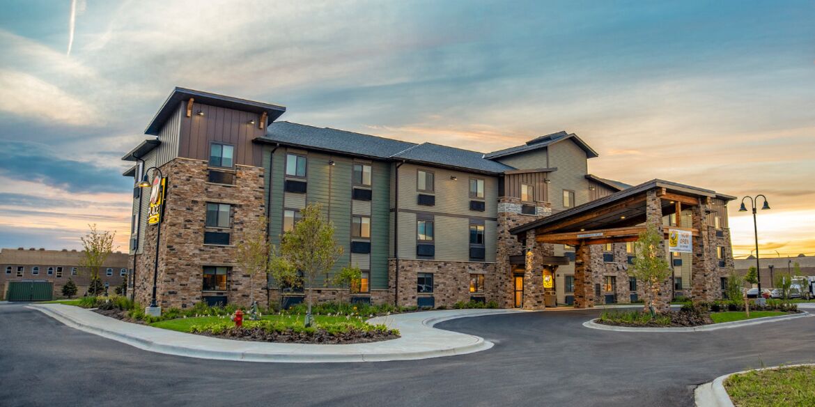 Picture of My Place Hotel - Chicago West/North Aurora, IL