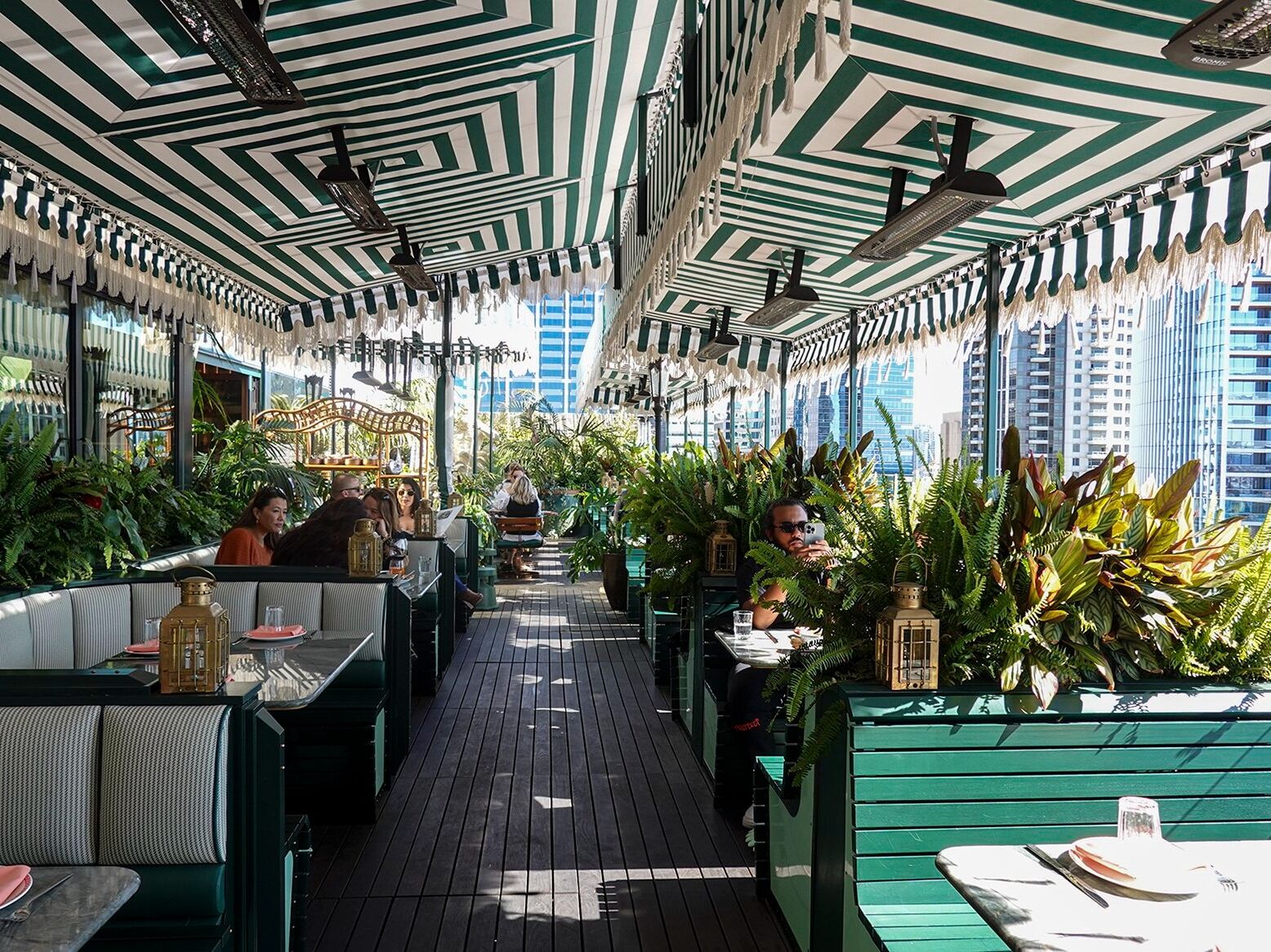 Picture of Restaurants and Bars