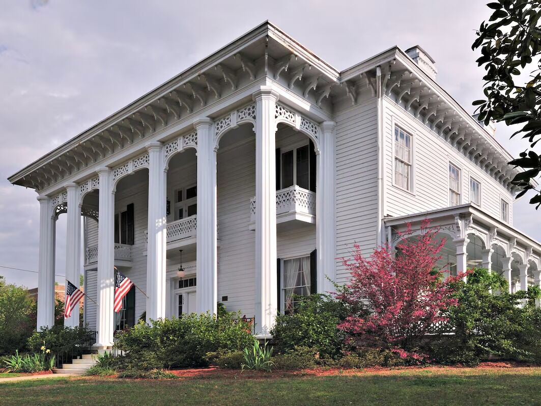 Picture of Shadowlawn Bed & Breakfast
