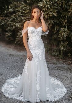 Abella Pandora- E412 Fit-and-Flare Wedding Dress