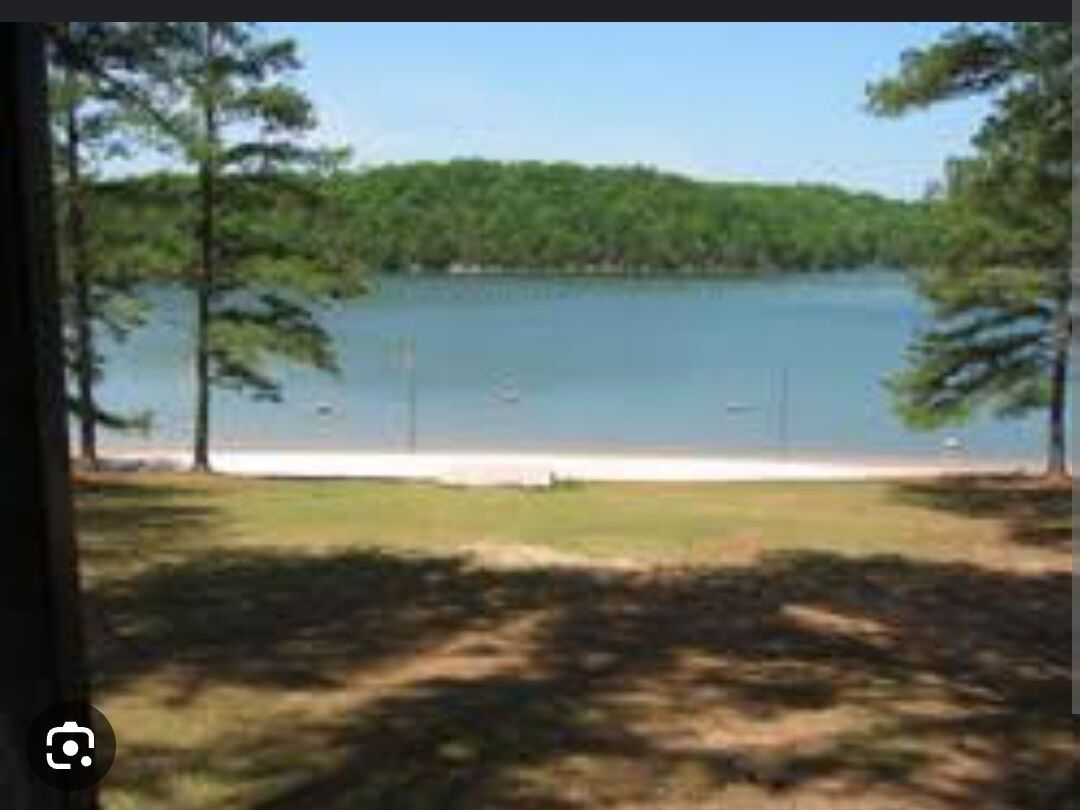 Picture of Lake Allatonna 