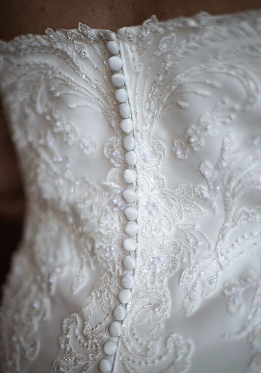 Essense of Australia D3600 plus Fit-and-Flare Wedding Dress - 6