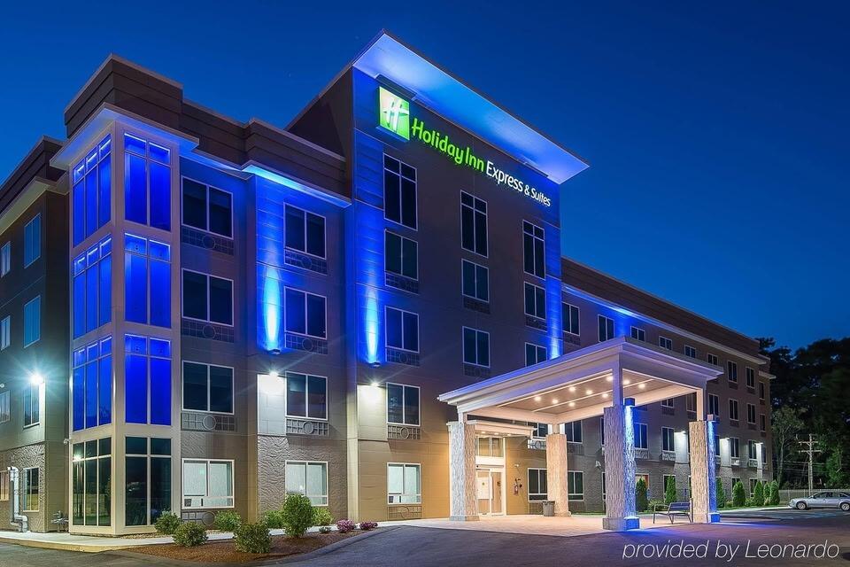 Picture of Holiday Inn Express & Suites Norwood-Boston Area by IHG