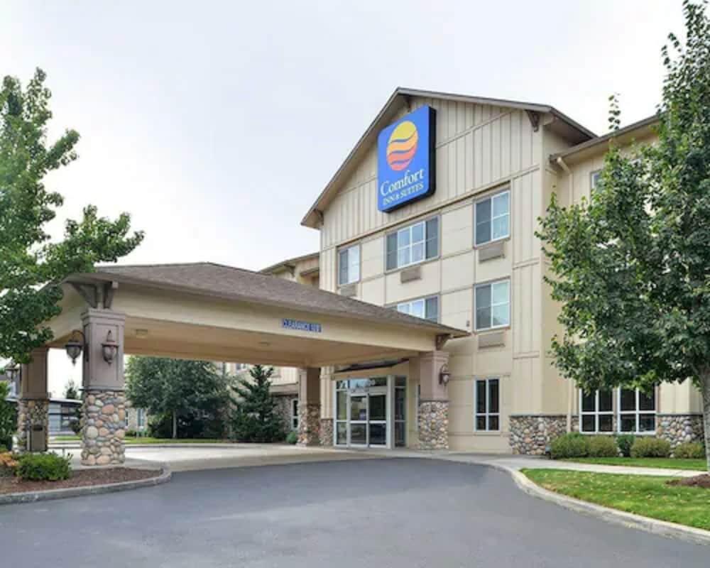 Picture of Comfort Inn & Suites McMinnville Wine Country