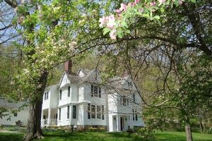 Picture of The Pawling House Bed & Breakfast