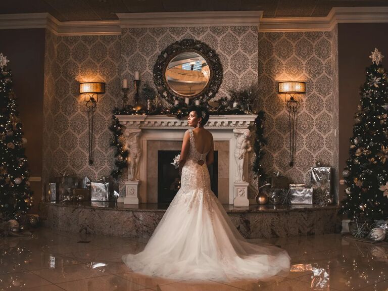 winter wedding ideas christmas tree decor