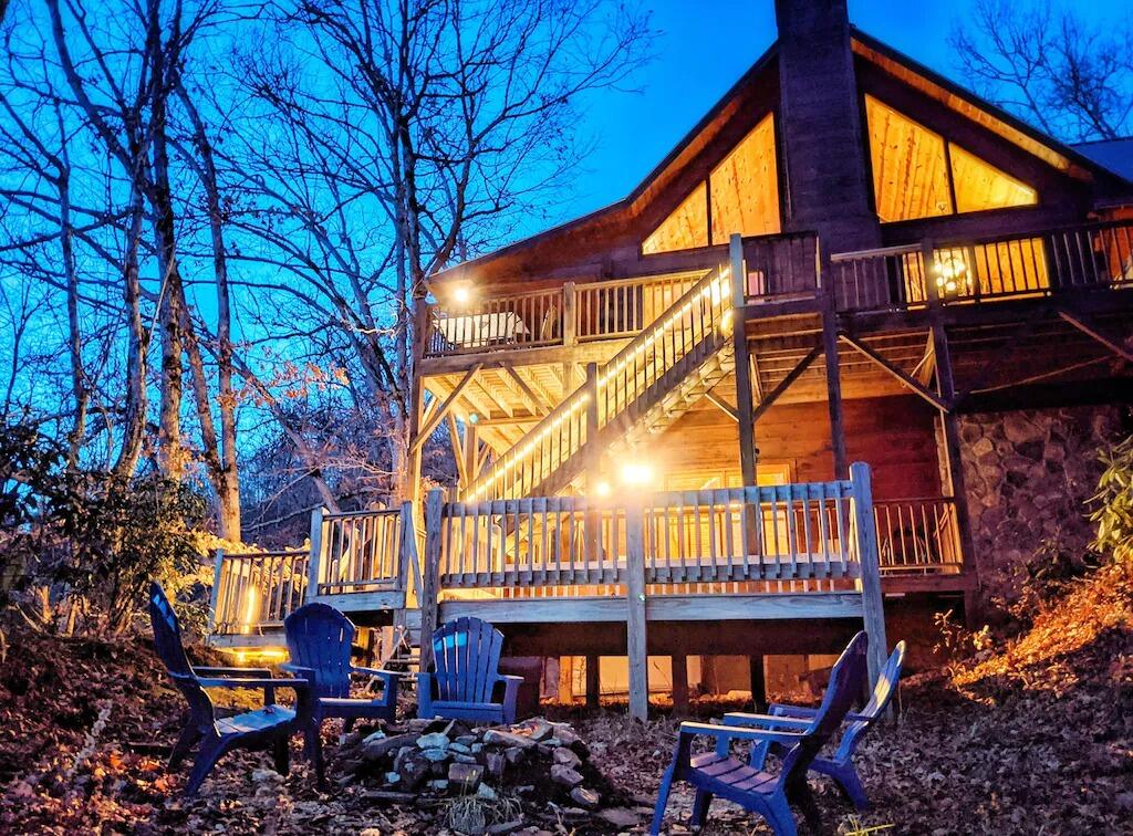 Picture of Luxury Waterfront Cabin