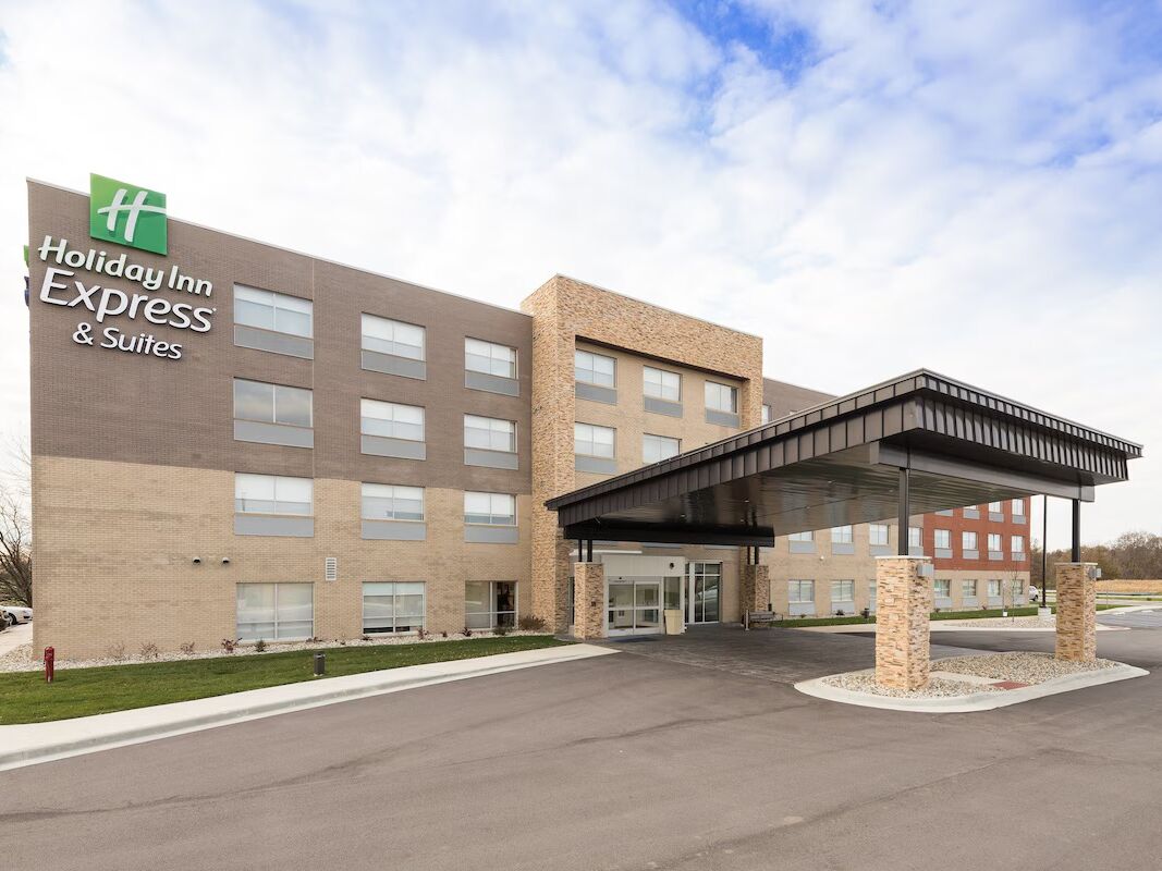 Picture of Holiday Inn Express & Suites Auburn, an IHG Hotel