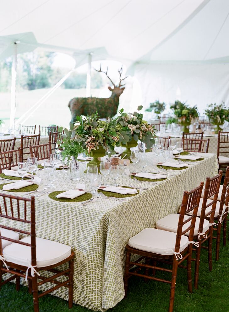 Seven-foot-tall, ivy-covered moose and elk statues were the focal points (and talk!) of the reception at Jackson Hole Golf and Tennis Club in Jackson, Wyoming.
