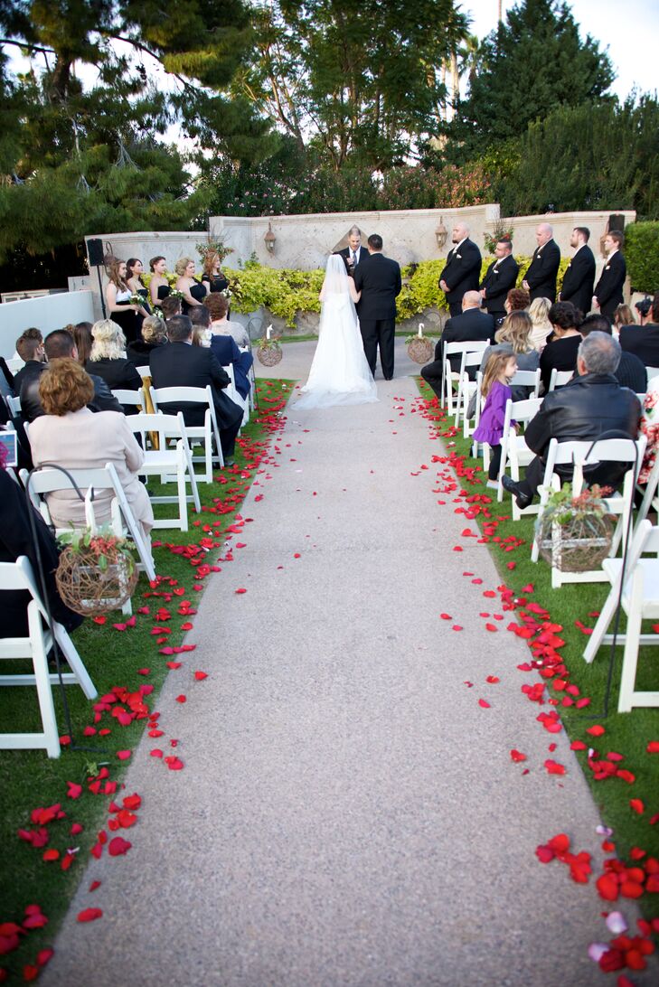 Holiday-Themed Wedding Ceremony at Arizona Golf Resort