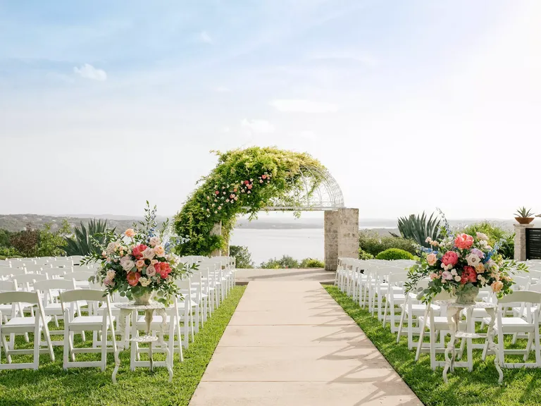 Waterfront outdoor ceremony space at Vintage Villas wedding venue in Austin, Texas