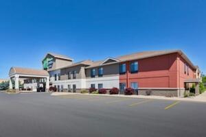 Picture of Holiday Inn Express & Suites Three Rivers an IHG Hotel