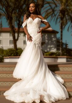 Essense of Australia D3371 Fit-and-Flare Wedding Dress