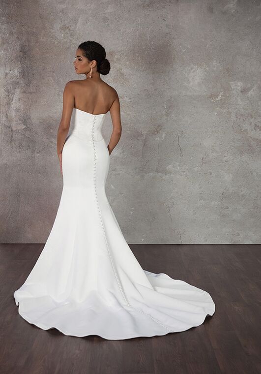 Essense of Australia D4115 Fit-and-Flare Wedding Dress - 7
