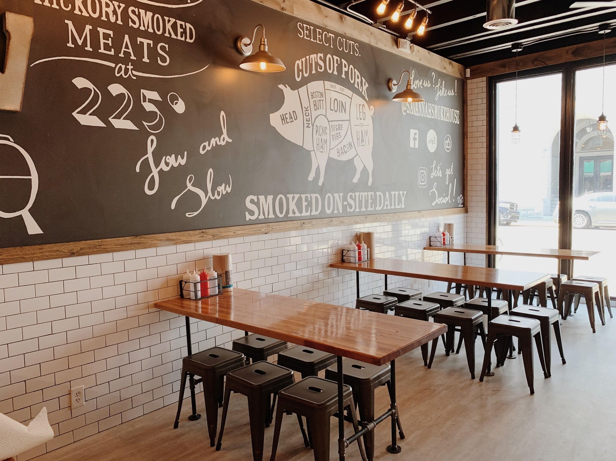 Picture of Savannah Smokehouse BBQ & Brew
