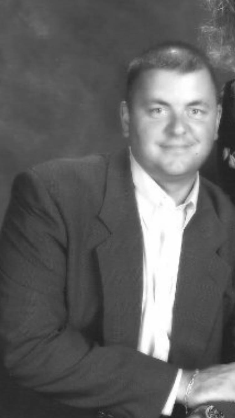 Donald Curtis