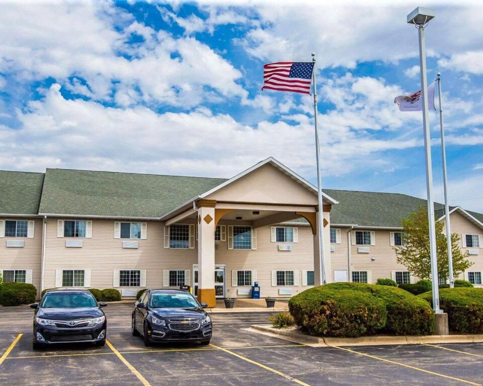Picture of Quality Inn & Suites Dixon