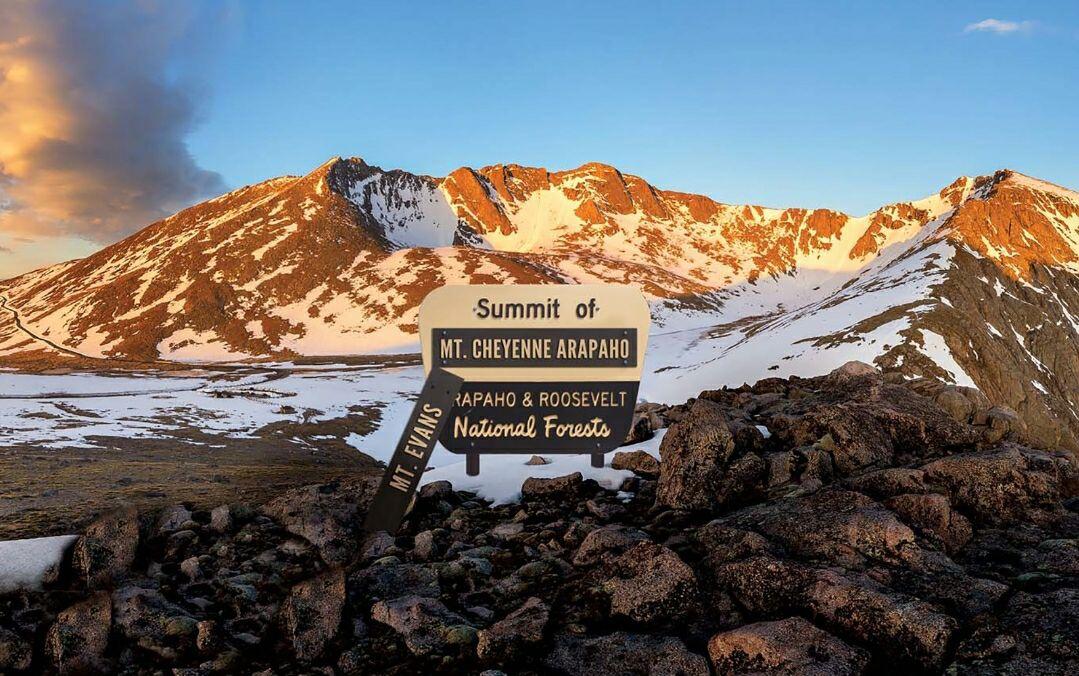 Picture of Mt Evans