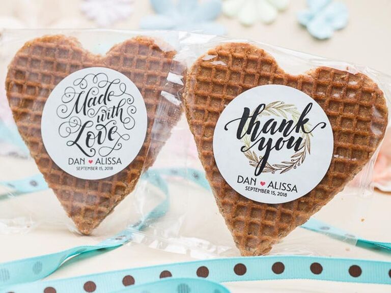 The 30 Best Edible Wedding Favors for Foodies