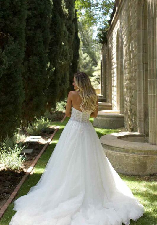 Stella York 7596 Ball Gown Wedding Dress - 4