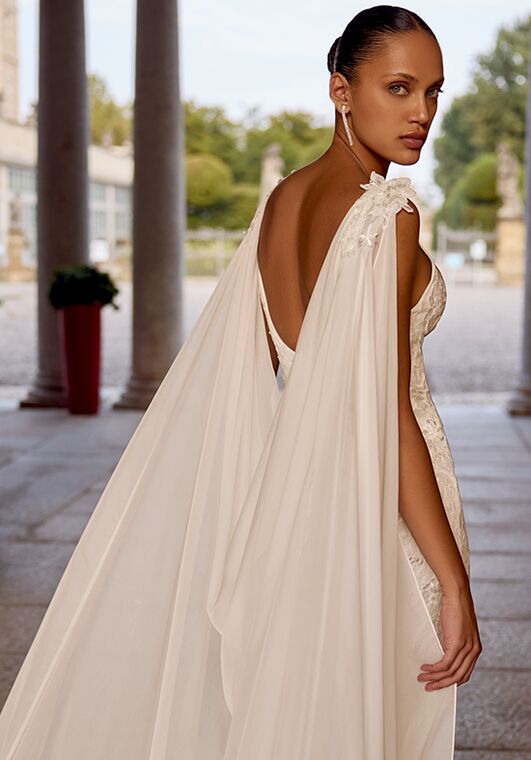 Justin Alexander Cora Fit-and-Flare Wedding Dress - 3