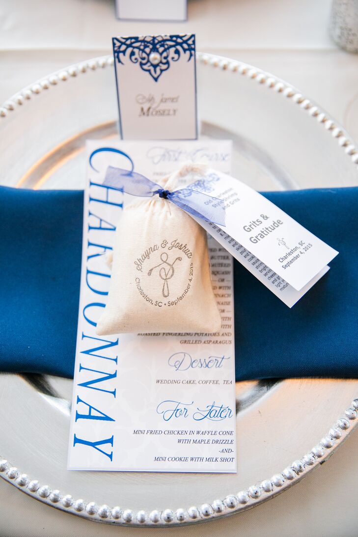 With Shayna hailing from Atlanta, Ga. and the wedding taking place in the South, a parting gift with Southern flair was a must for the couple. Customized muslin bags of grits were placed at each guest’s seat, along with a “Grits and Gratitute” recipe card.