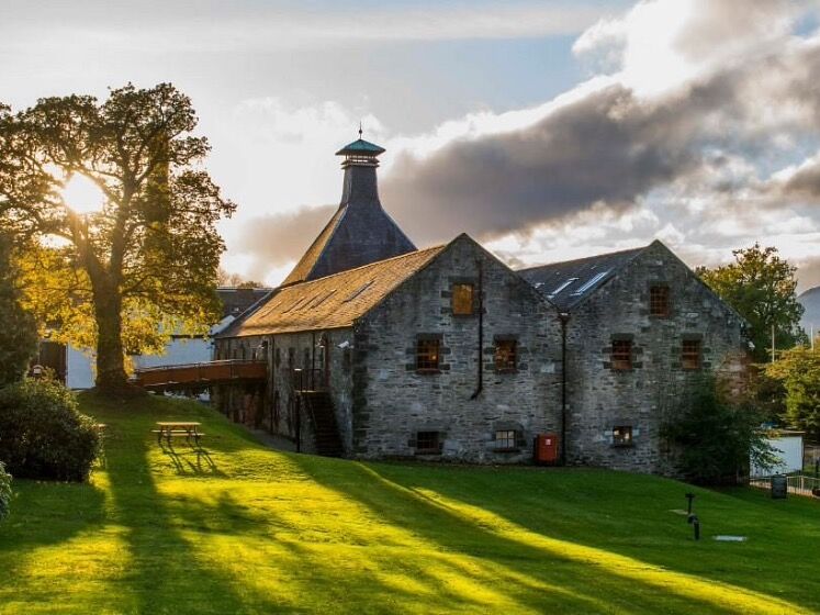 Picture of Dewar's Aberfeldy Distillery