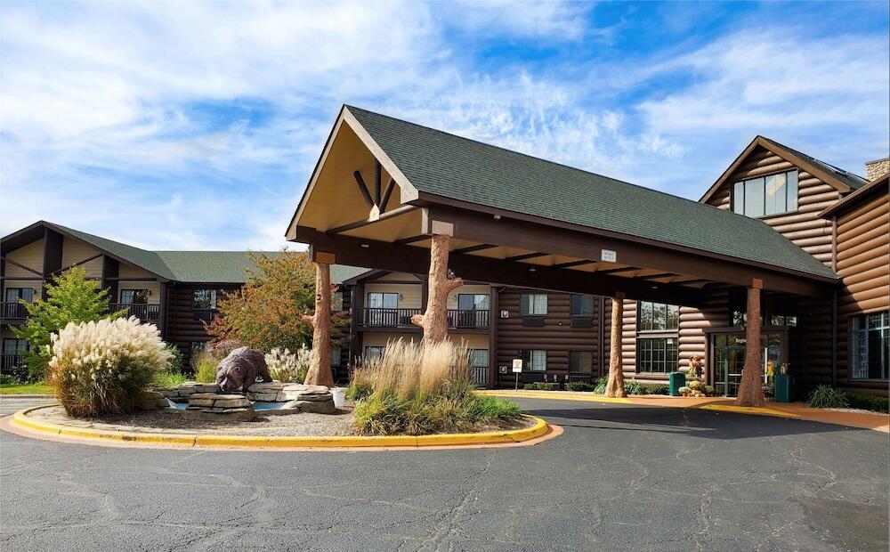 Picture of Grand Bear Resort at Starved Rock