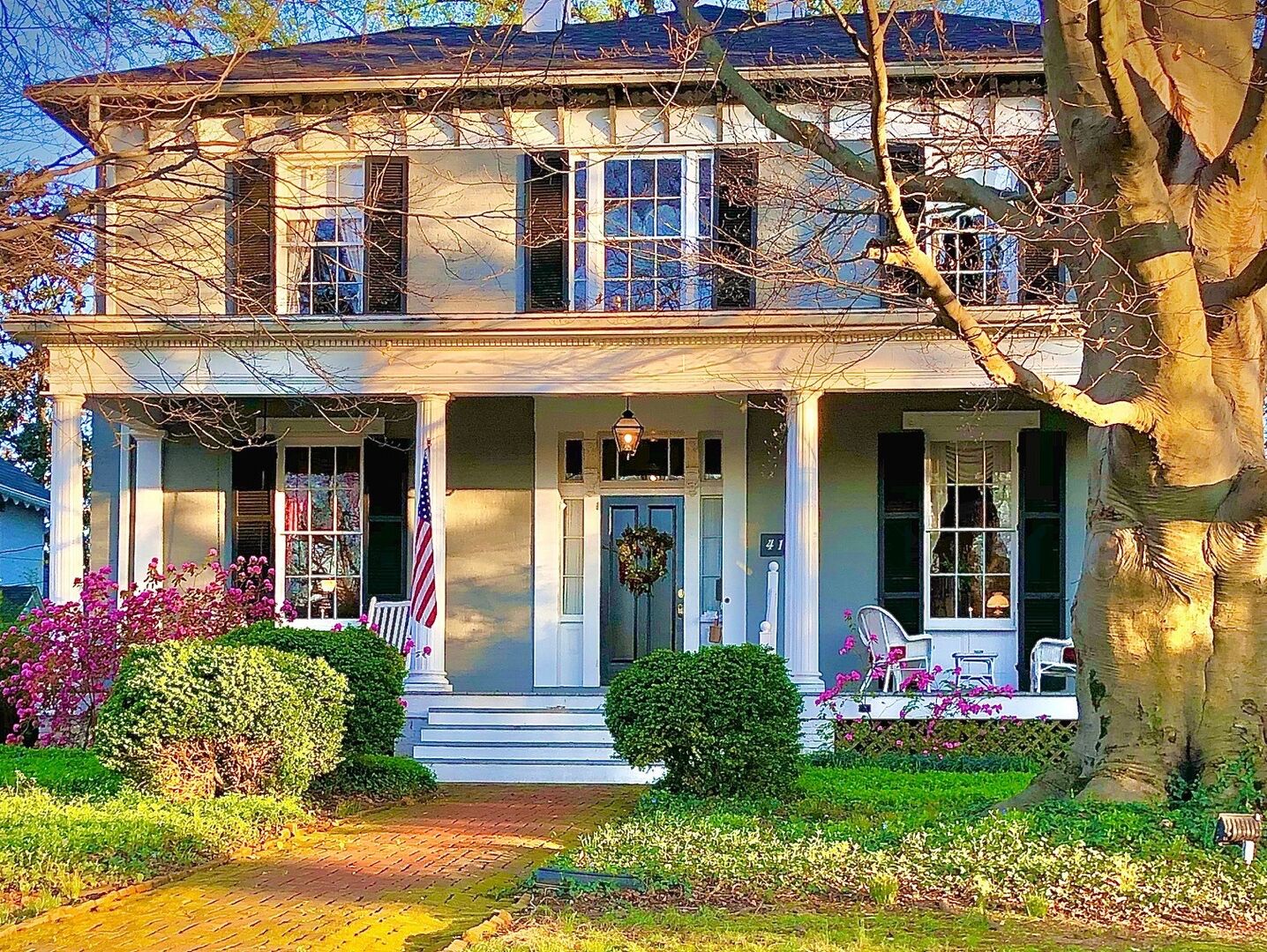 Picture of The Carriage Inn Bed & Breakfast