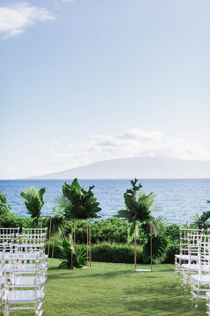 Tropical Waterfront Ceremony Site at Sheraton Maui Resort and Spa in Hawaii