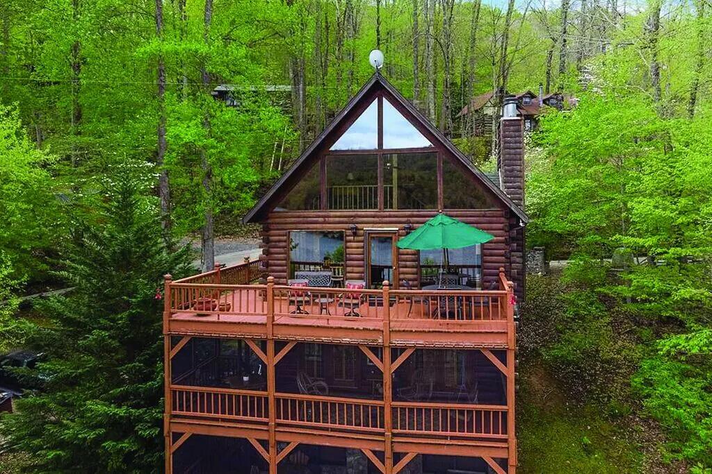 Picture of Hummingbird Lake House