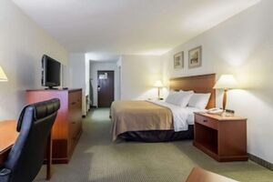 Picture of Baymont by Wyndham Omaha SW