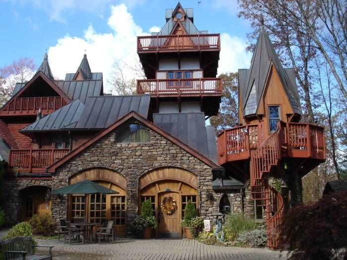Picture of Landoll's Mohican Castle - Luxury Hotel in Central Ohio