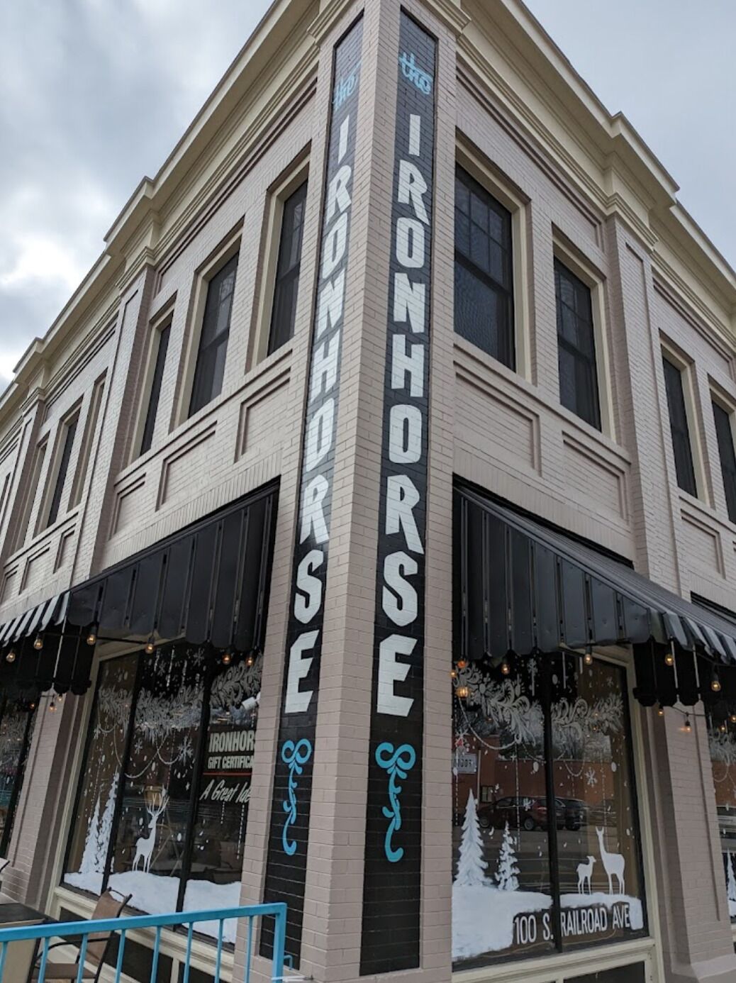 Picture of Iron Horse Restuarant