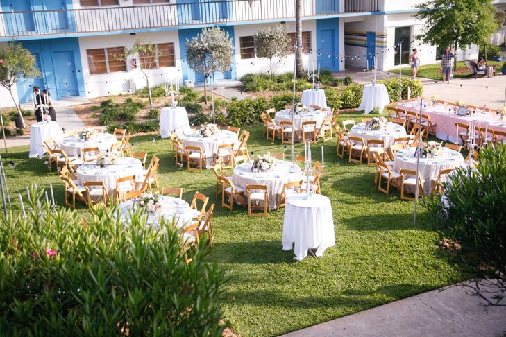 Post Card Inn On the Beach Garden Reception