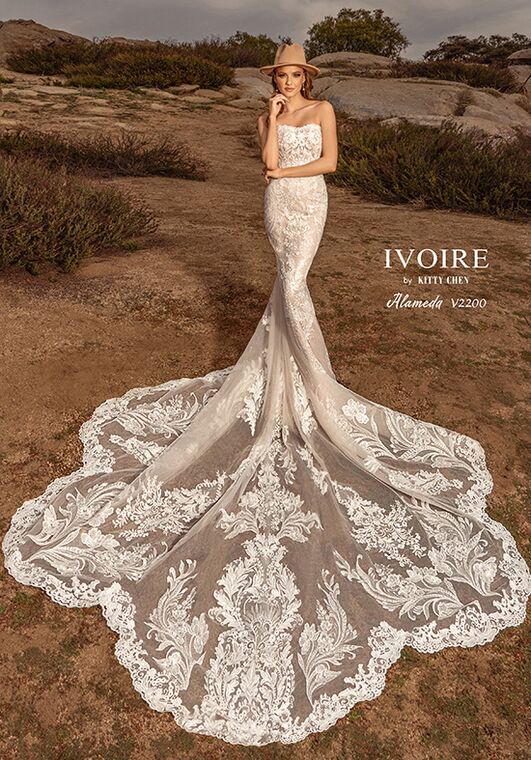 IVOIRE by KITTY CHEN ALAMEDA, V2200 Sheath Wedding Dress - 6