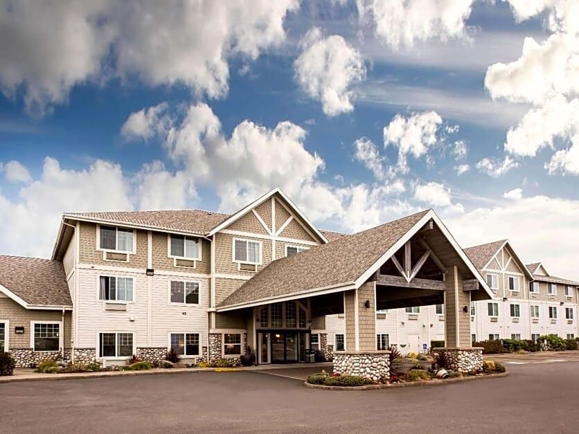 Picture of La Quinta Inn & Suites by Wyndham Newport