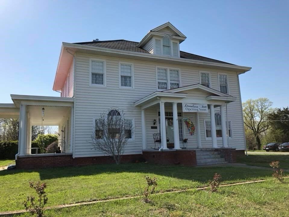 Picture of Dunnlora Inn